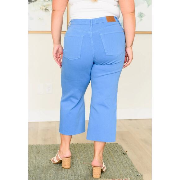 Judy Blue Women's 15/32 High Rise Tummy Control Wide Leg Crop Jean Raw Hem Dyed‎ - Picture 3 of 14